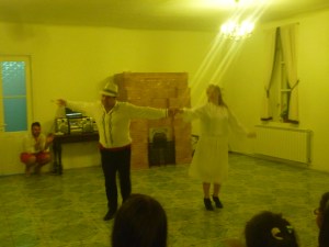 Moldovan confrere Andrei teaches dance